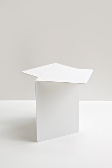 Minimalist Side Table Shift by Oato
