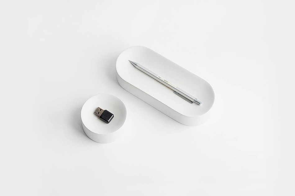 Aesence | Maxim Maximov for Asketik Pen Holder