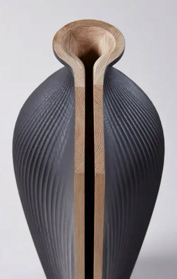 Ves-el by Zaha Hadid and Gareth Neal | Minimalist sculpture