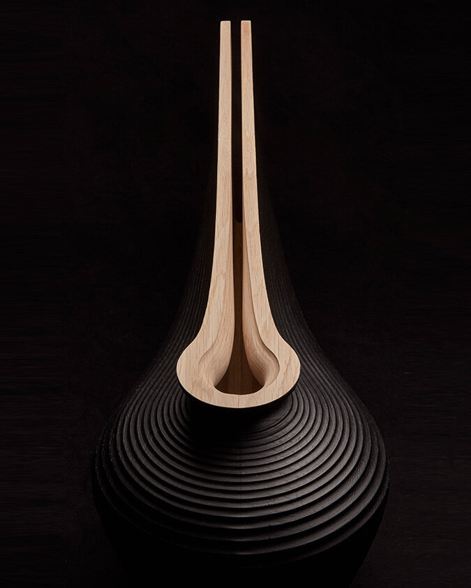 Ves-el by Zaha Hadid and Gareth Neal | Minimalist sculpture