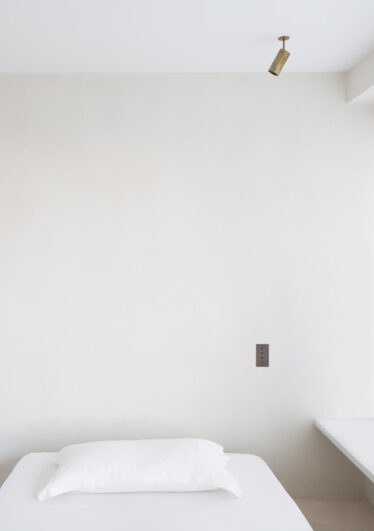 Minimalist Interior Design | Penthouse in Antwerpen by Hans Verstuyft Architecten