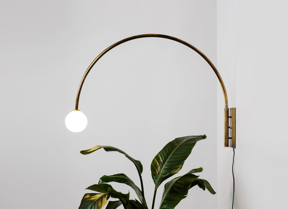 Minimalist lighting design at its best - the Contour Wall Lamp by Allied Maker