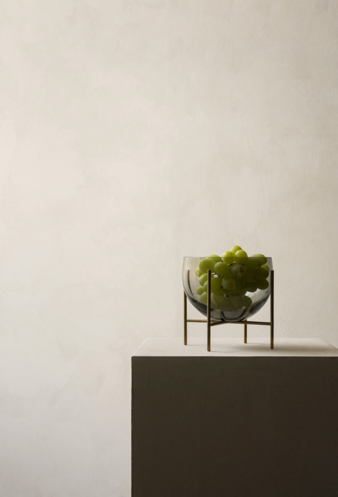 Aesence | Echasse Vase by Menu