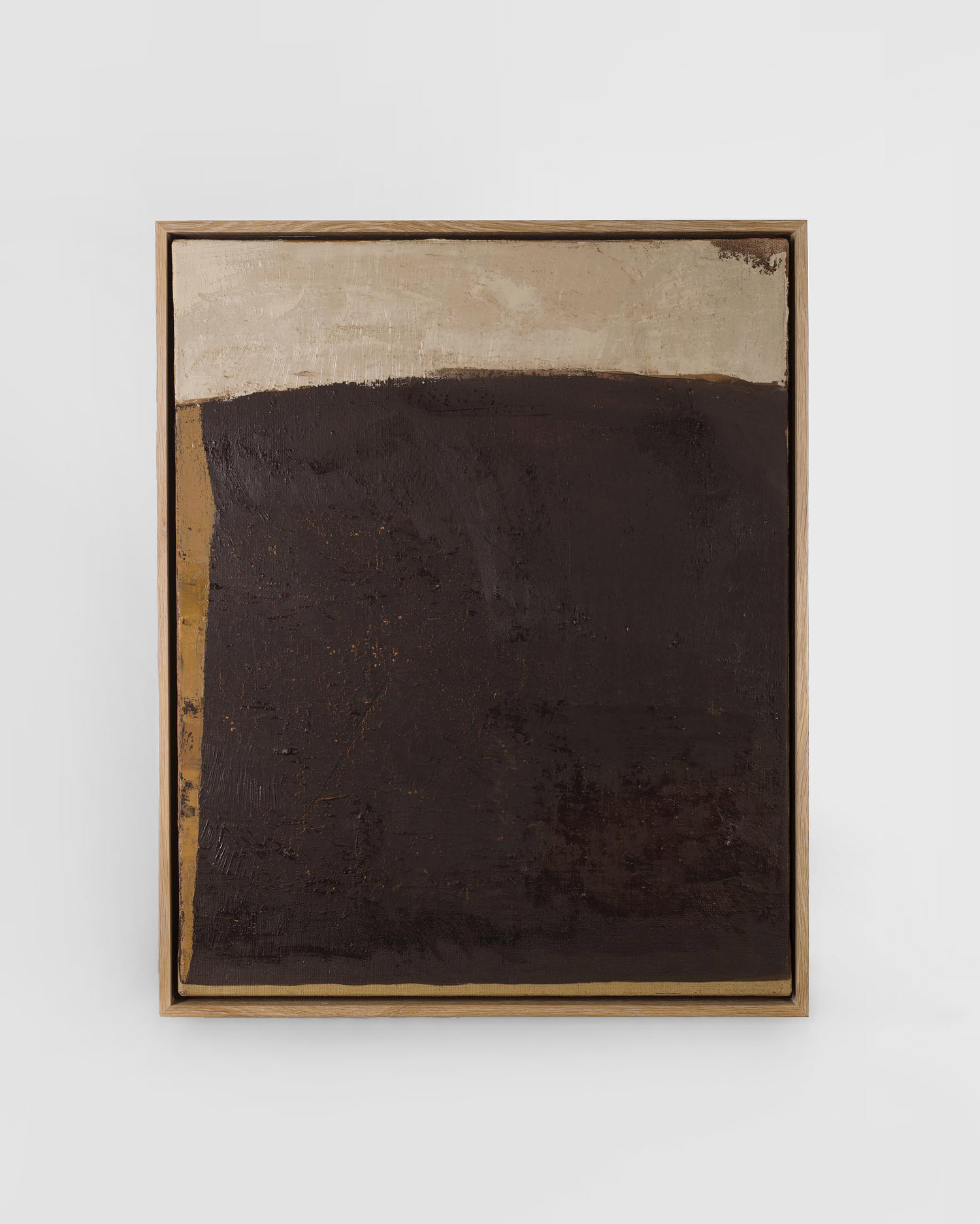 ‘Pot Kettle Black’ by Deborah Tarr. Cadogan Contemporary has represented Debroah Tarr in London for over twenty years. © Image via Cadogan Gallery