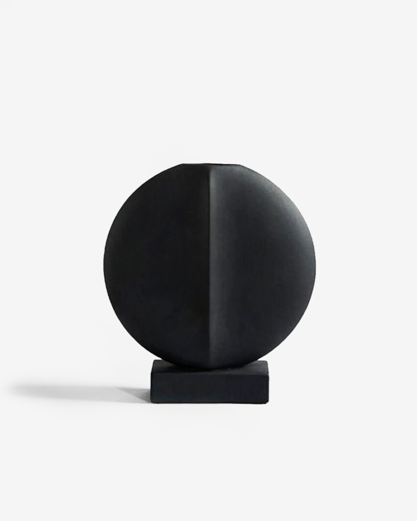 Aesence Favorites of Minimalist Design and Art for the Home