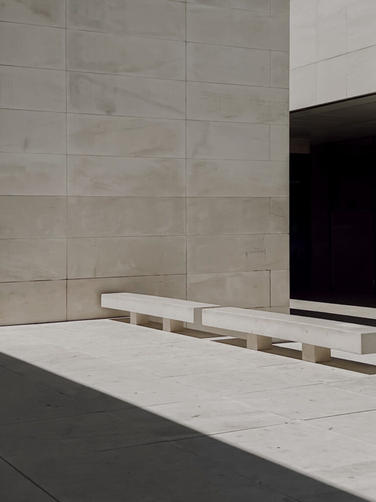 Minimalist photography by Sarah Dorweiler | CaixaForum Barcelona