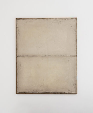 Antonia Ferrer, Cuerdas, Oil on primed canvas, 163x130x5cm © The Artist, Image Courtesy Alzueta Gallery