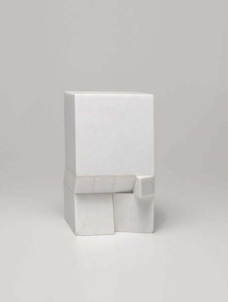 Minimalist sculpture | Sergio de Camargo via Aesence Directory for minimalist aesthetics