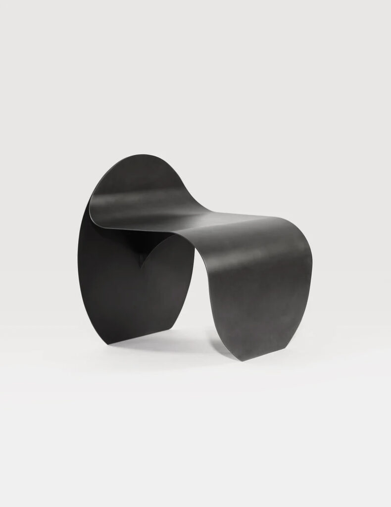 O Stool by Estudio Persona | Minimalist chair