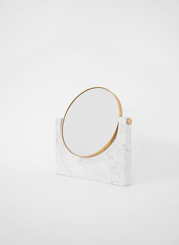 Pepe Marble Mirror by Studiopepe made of white marble
