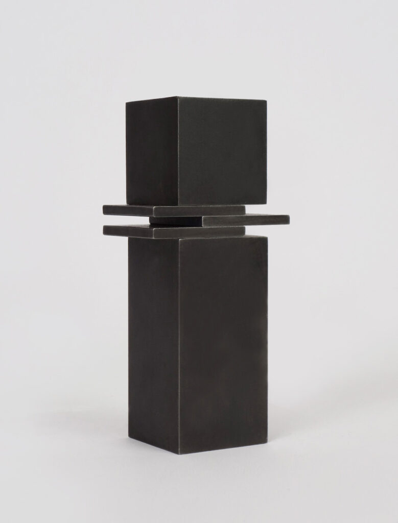 Minimalist sculpture by Stephan Siebers