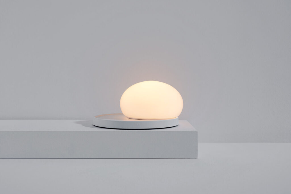 Bolita Lamp designed by studio kaschkasch