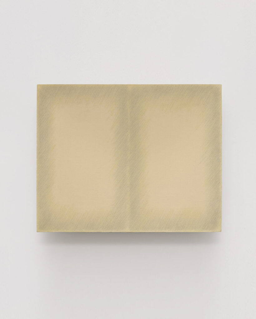 Ecriture No. 17–70, 1970, Pencil and oil on canvas, 80 × 100 cm © Park Seo-Bo via White Cube