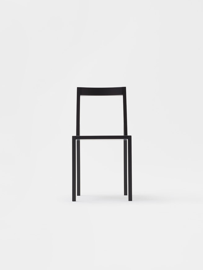 Black minimalist Heel Chair designed by Nendo | Aesence