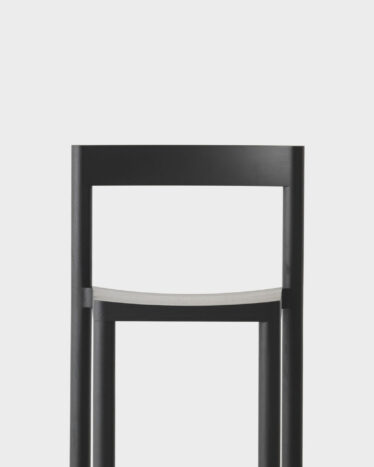 Pier Chair designed by Léonard Kadid for resident - Aesence