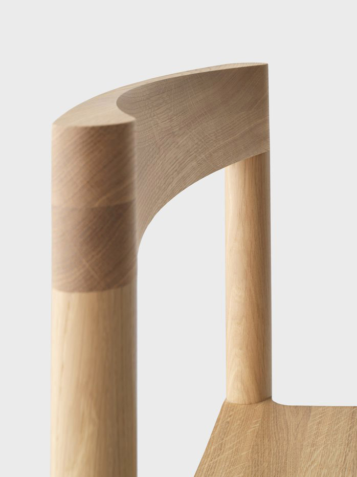 A detailshot of a chair made of oak - Pier Chair designed by Léonard Kadid for resident.