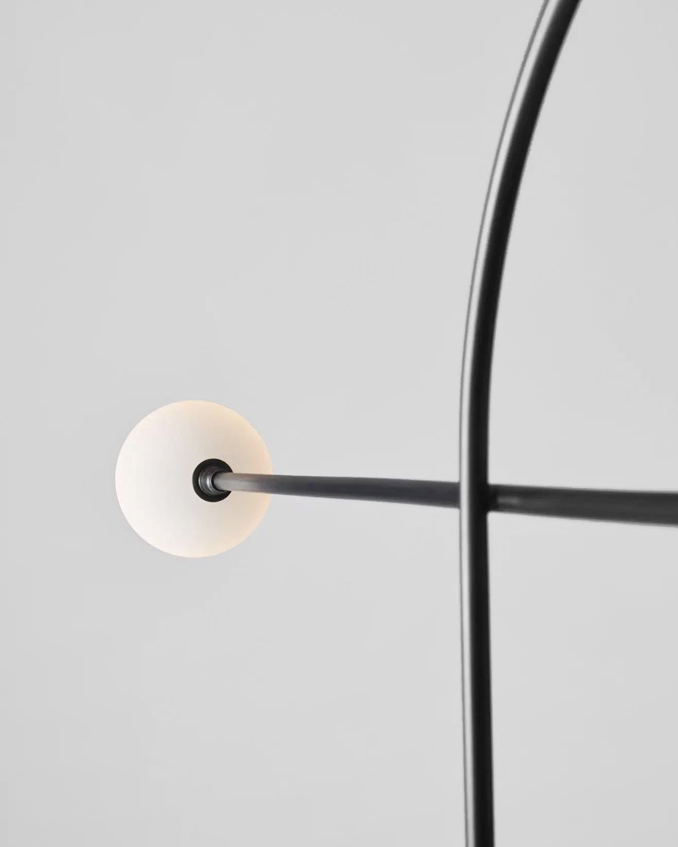 Minimalist Bow Floor Lamp by Estudio Persona | Aesence