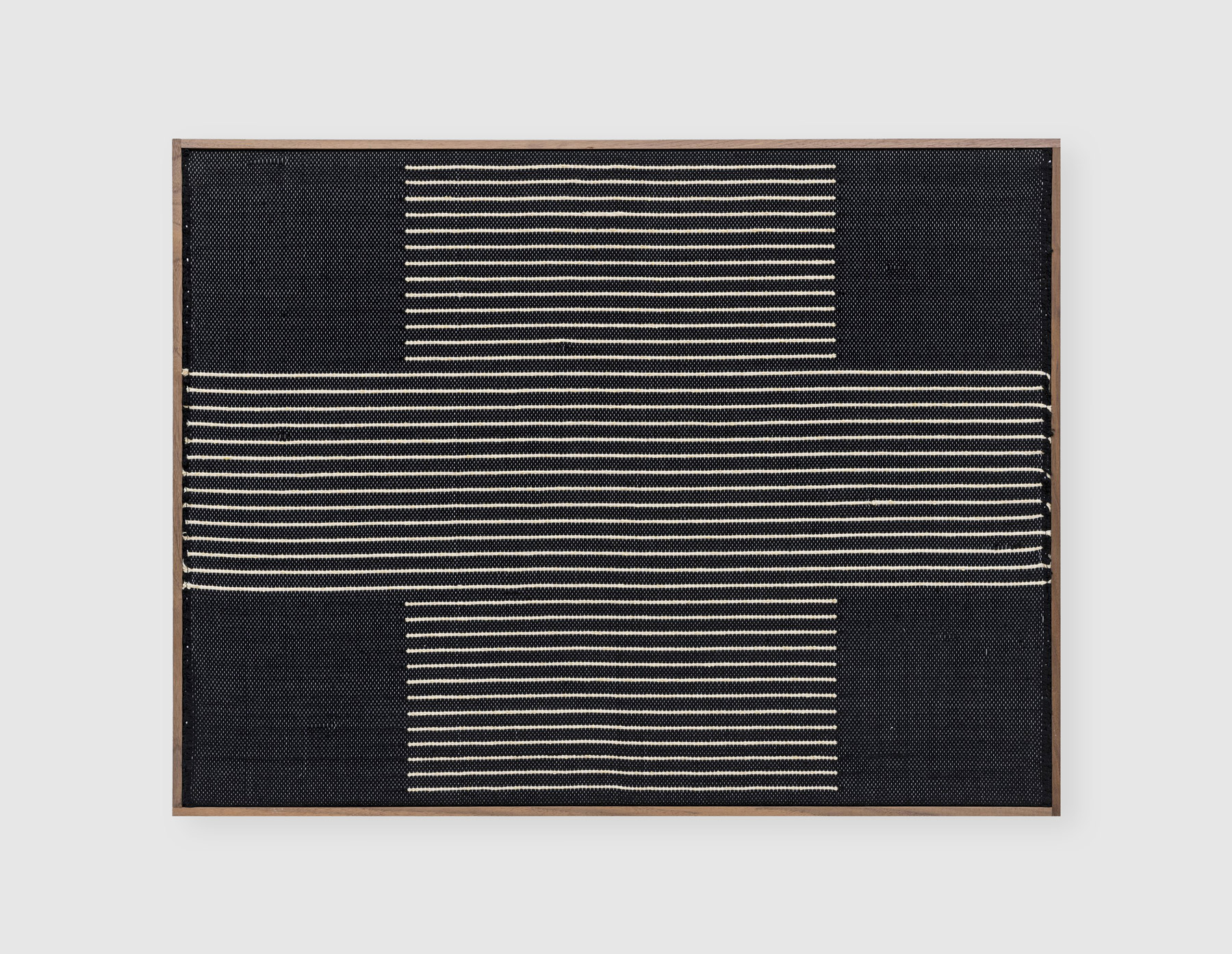 Brent Wadden, Untitled, 2018, handwoven fibers, wool, cotton and acrylic on canvas, 71 cm × 93 cm × 4 cm © Brent Wadden via Pace Gallery