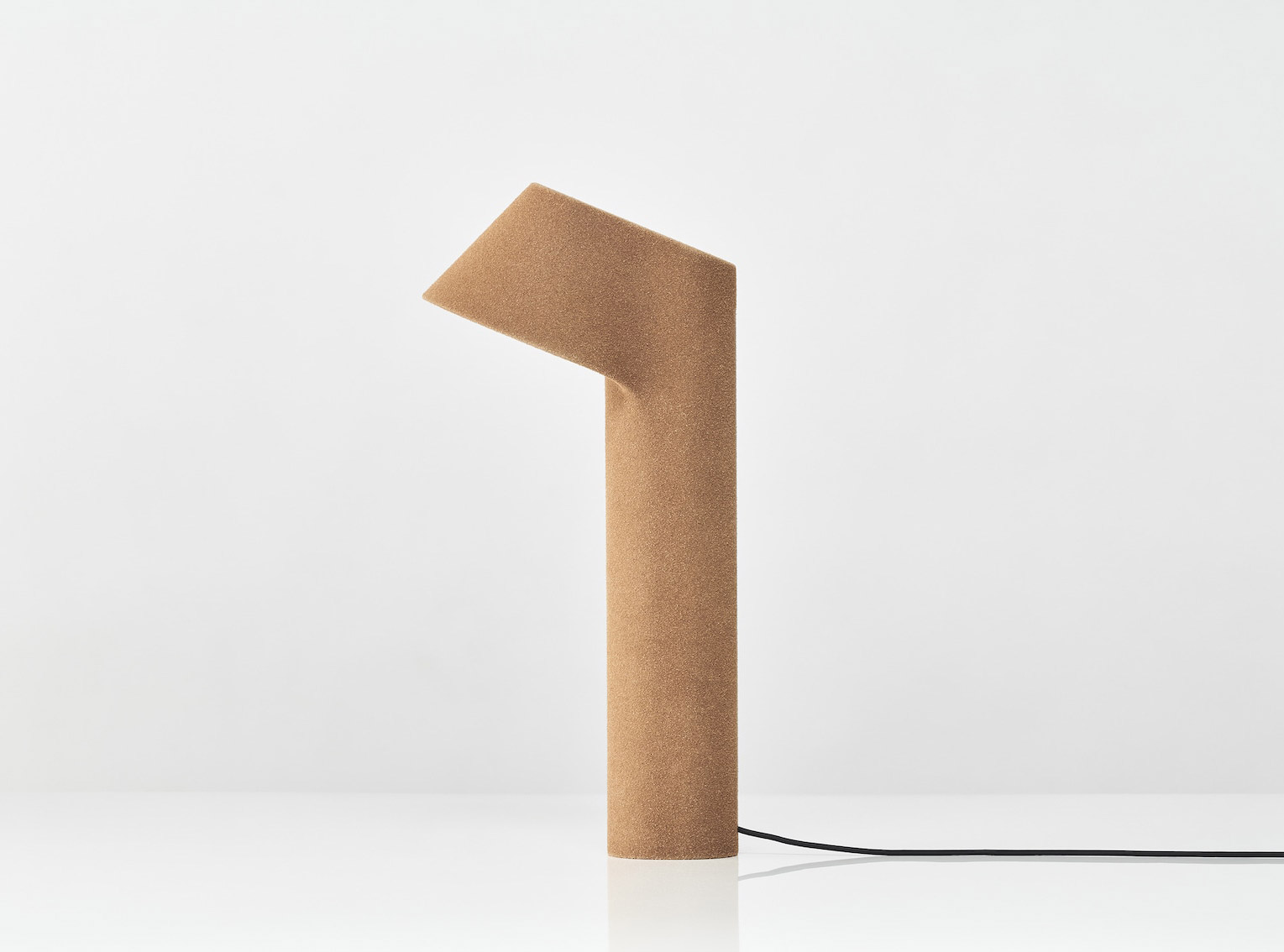 Minimalist Table Lamp Geometria Light by Shinya Yoshida﻿