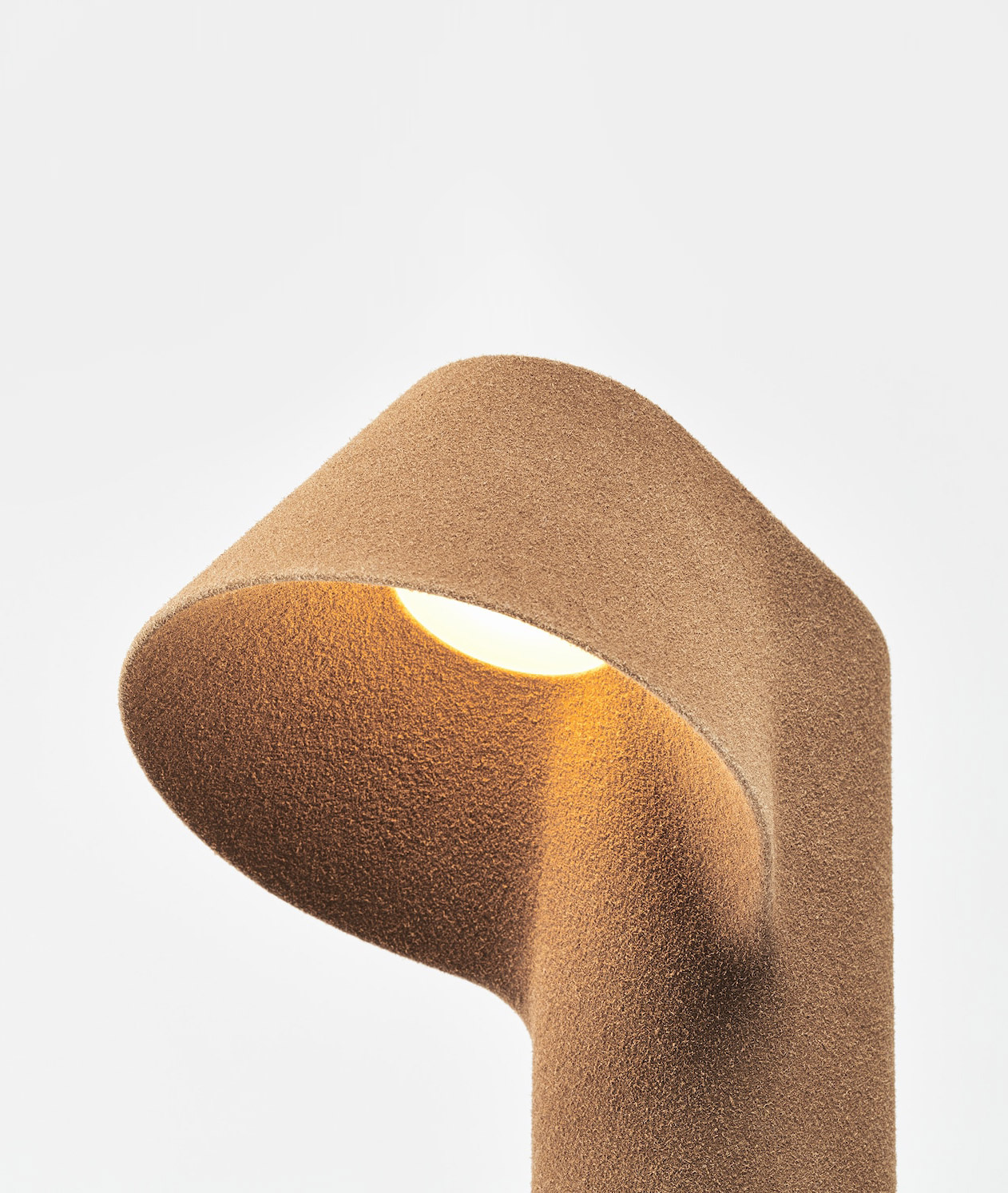 Minimalist Table Lamp Geometria Light by Shinya Yoshida﻿ | Aesence
