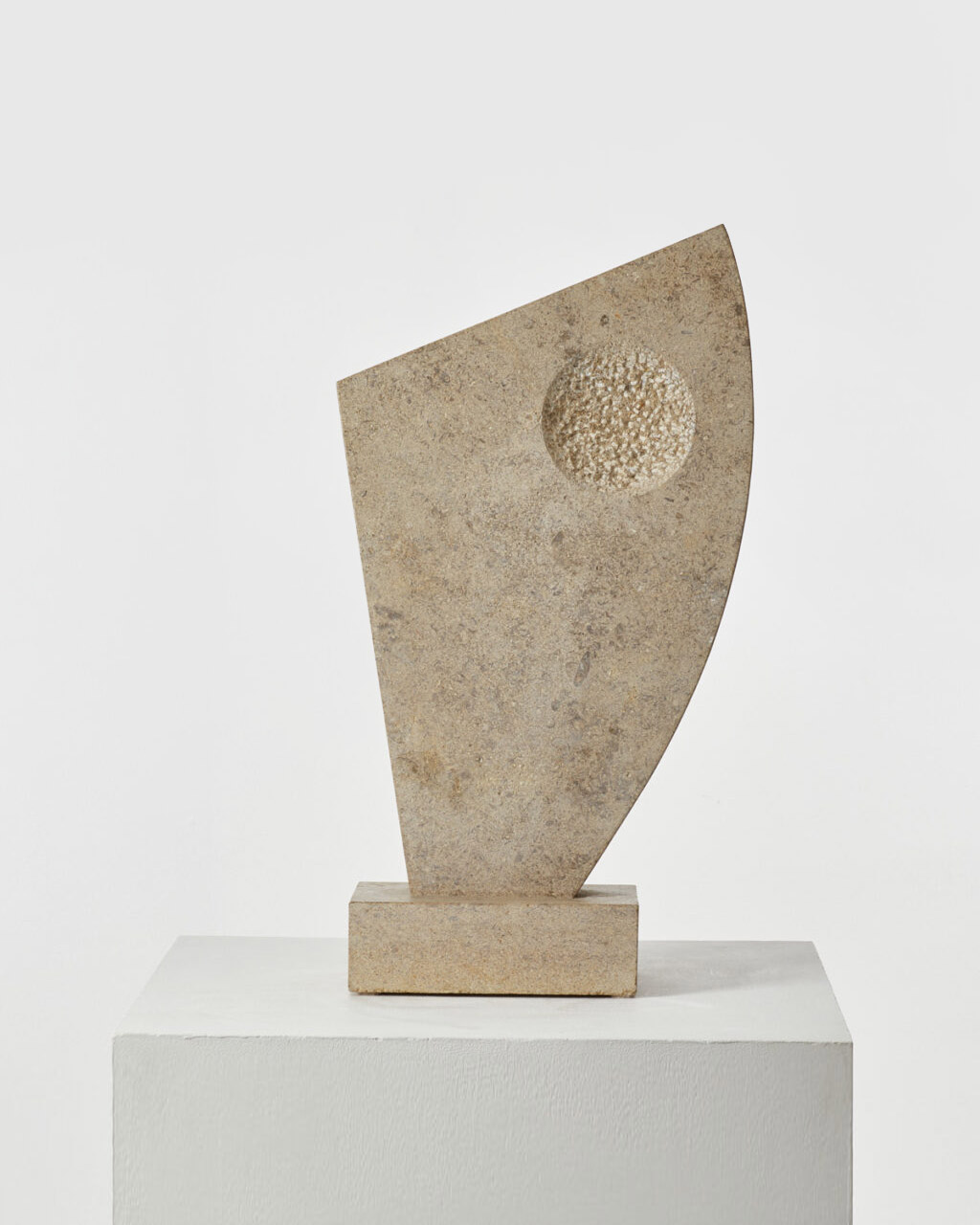 Large limestone abstract sculpture, UK, 1980s, Image by Beton Brut