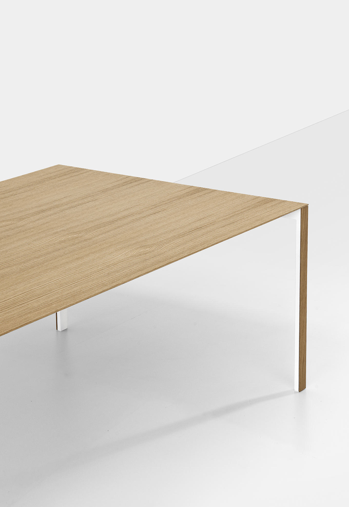 Thin-K Table by Luciano Bertoncini in Oak