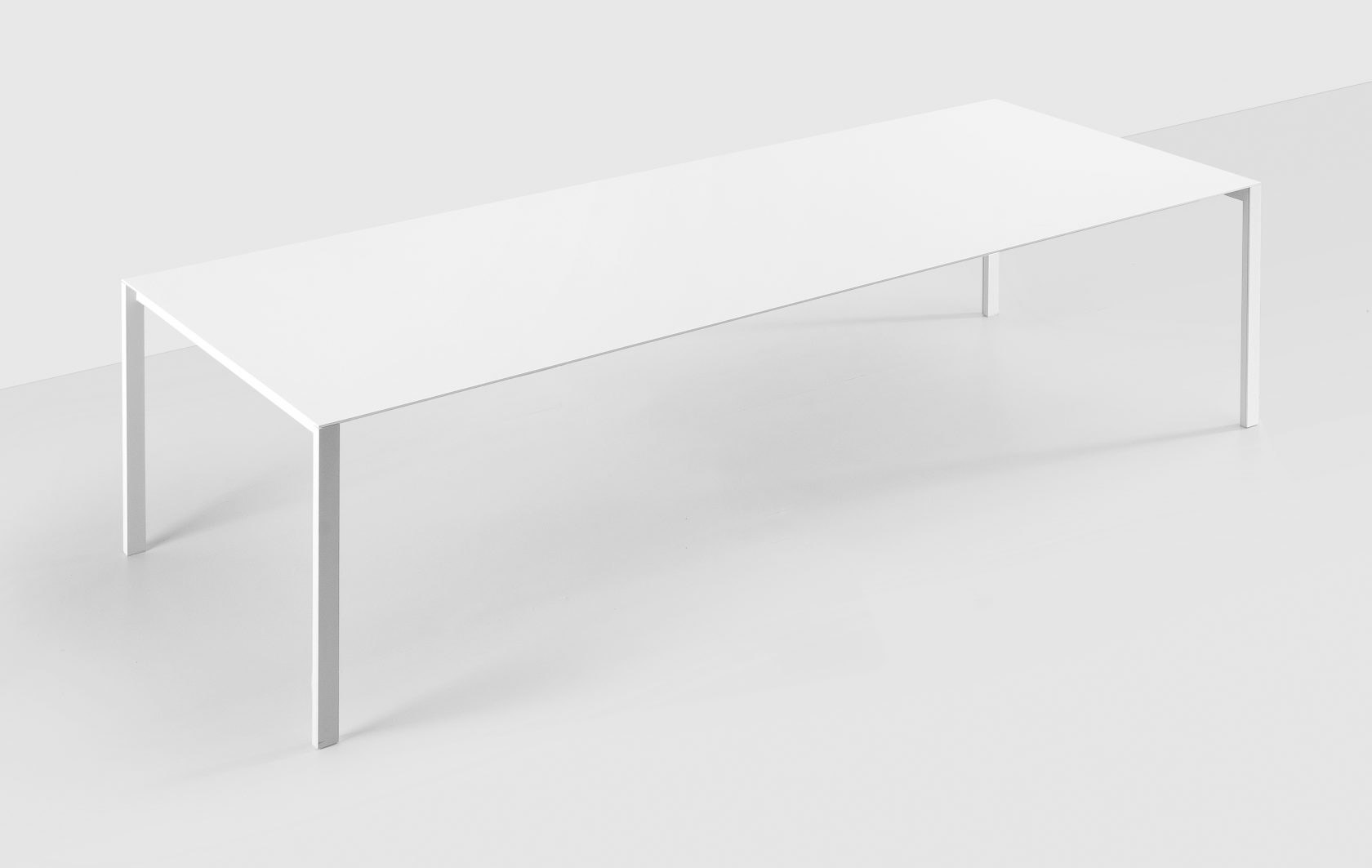 Thin-K Table by Luciano Bertoncini in White