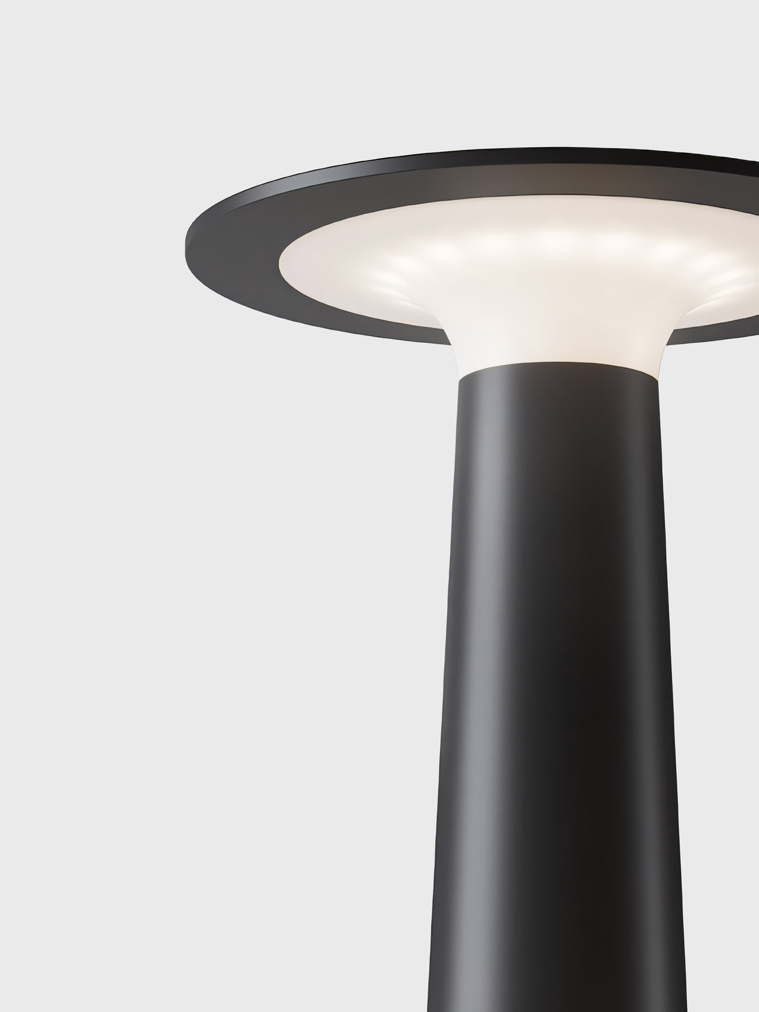 Minimalist Outdoor Lamp lix by IP44 in black