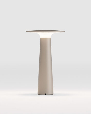 Minimalist Outdoor Lamp lix by IP44 in beige