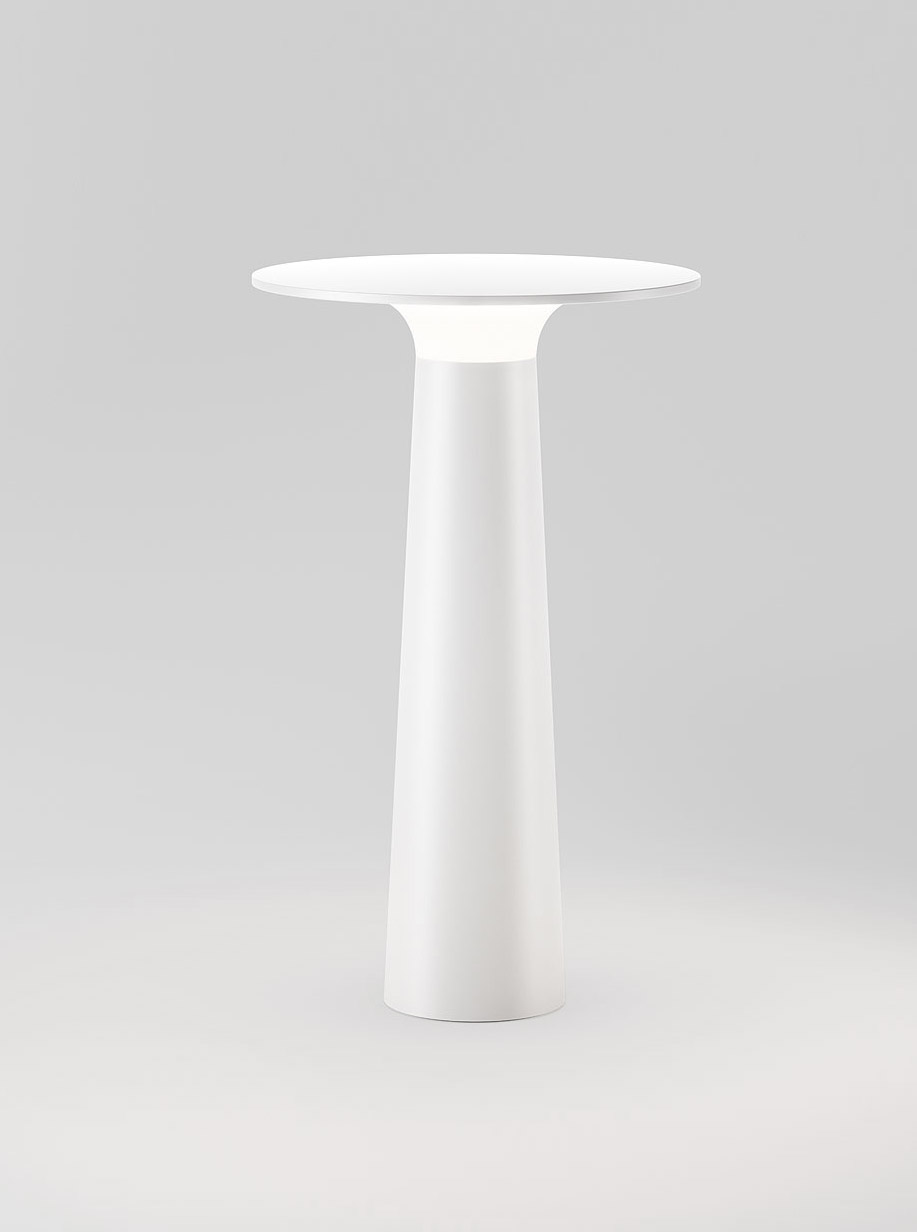 Minimalist Outdoor Lamp lix by IP44 in white