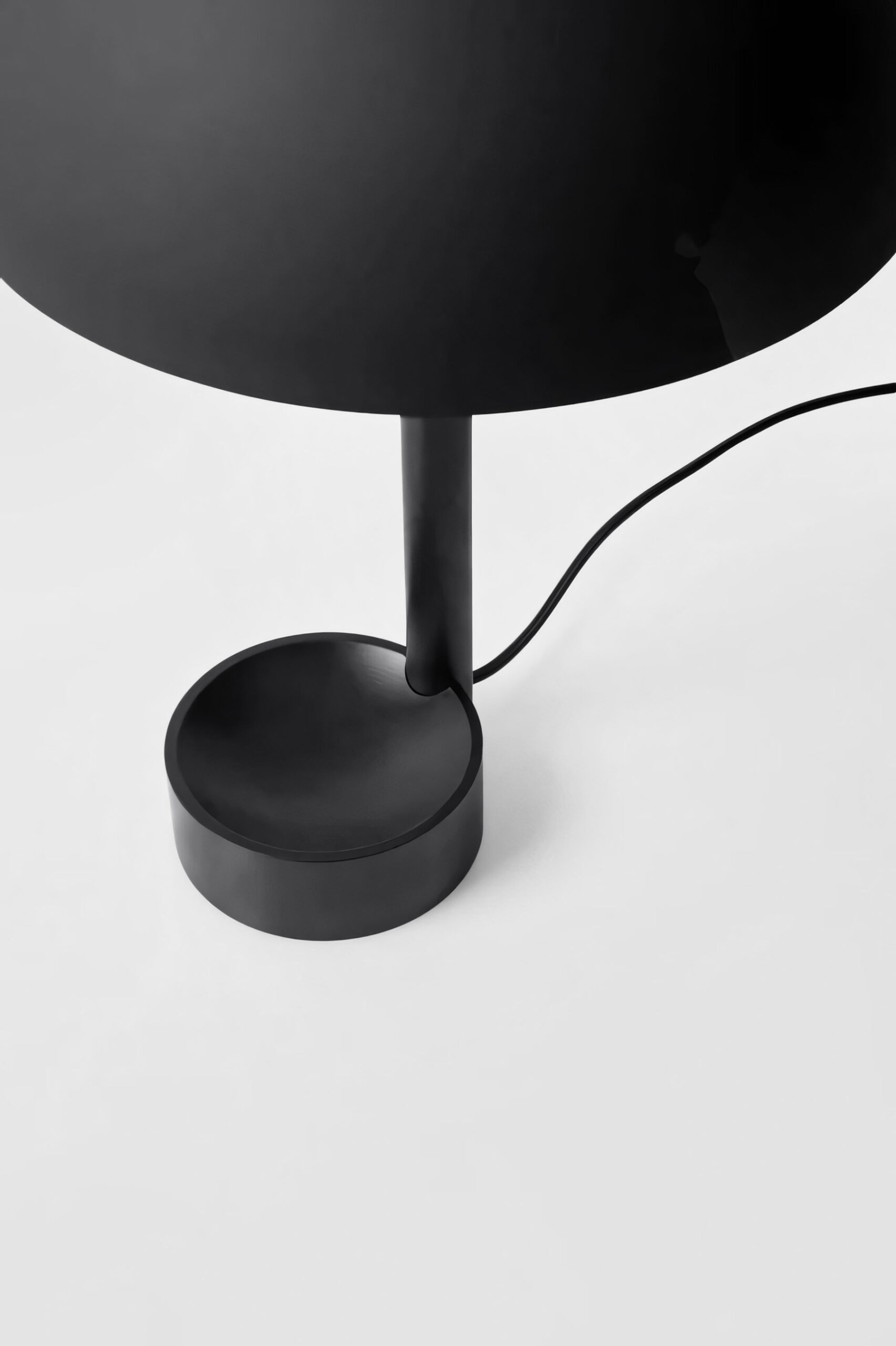 Copa Table Lamp by Guilherme Wentz | Aesence