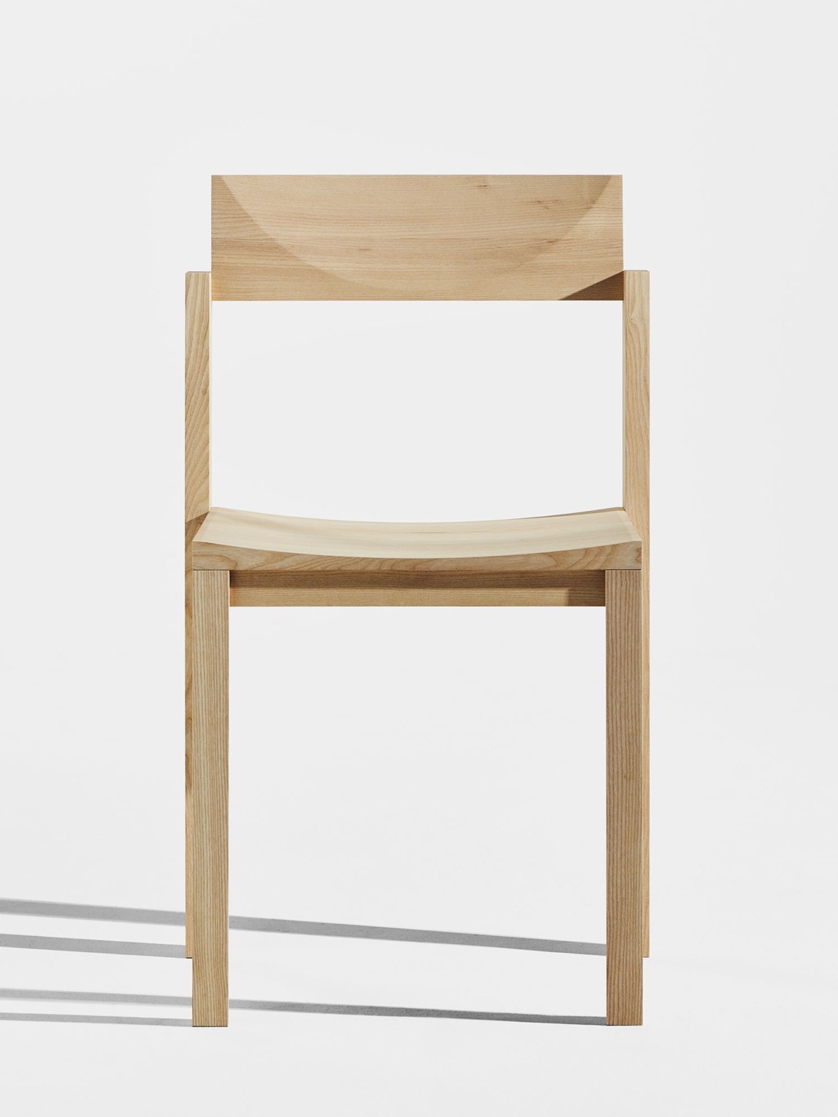 Minimalist Chair Design: Mai chair by Anthony Guex