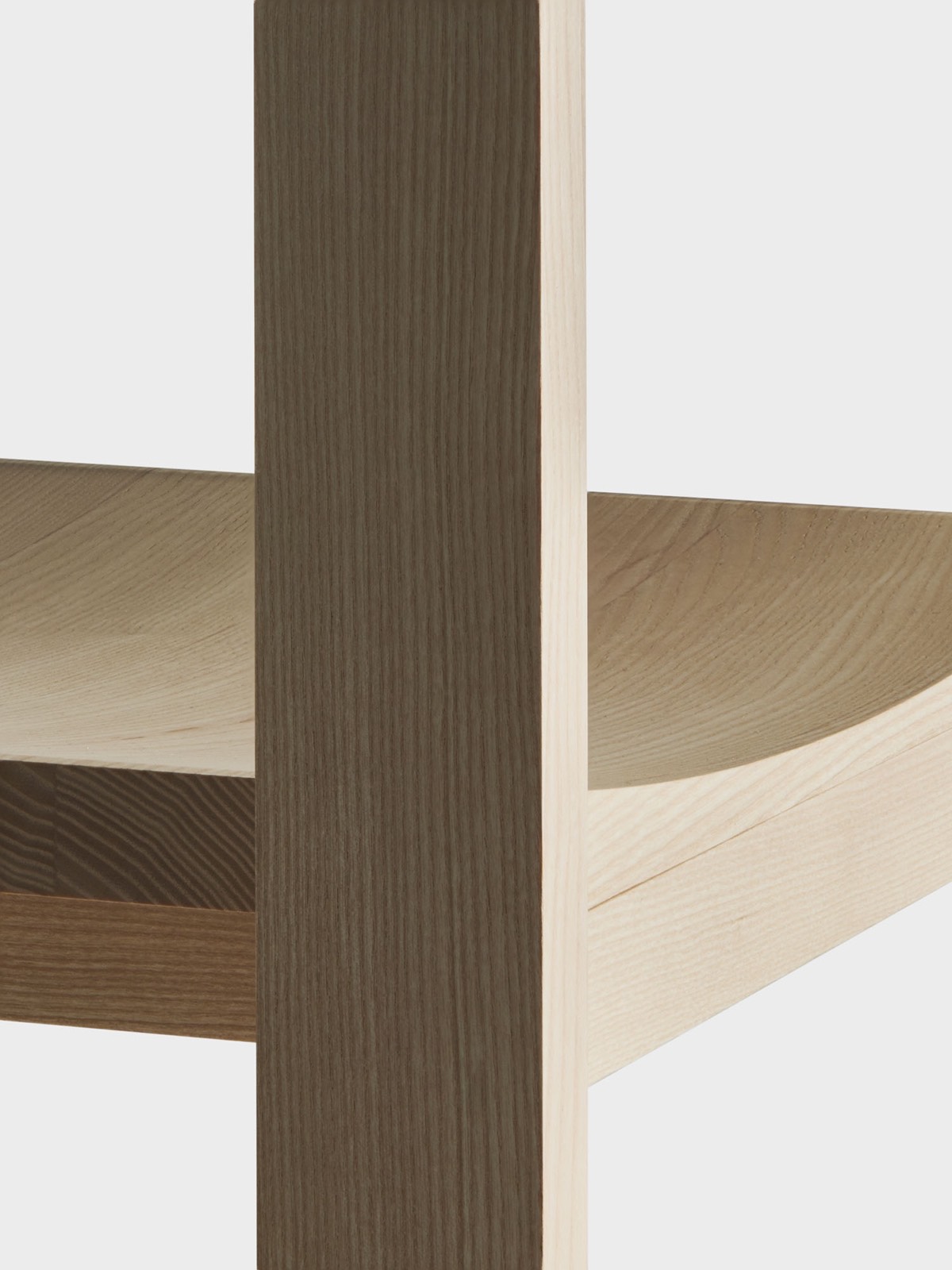 Minimalist Chair Design: Mai chair by Anthony Guex