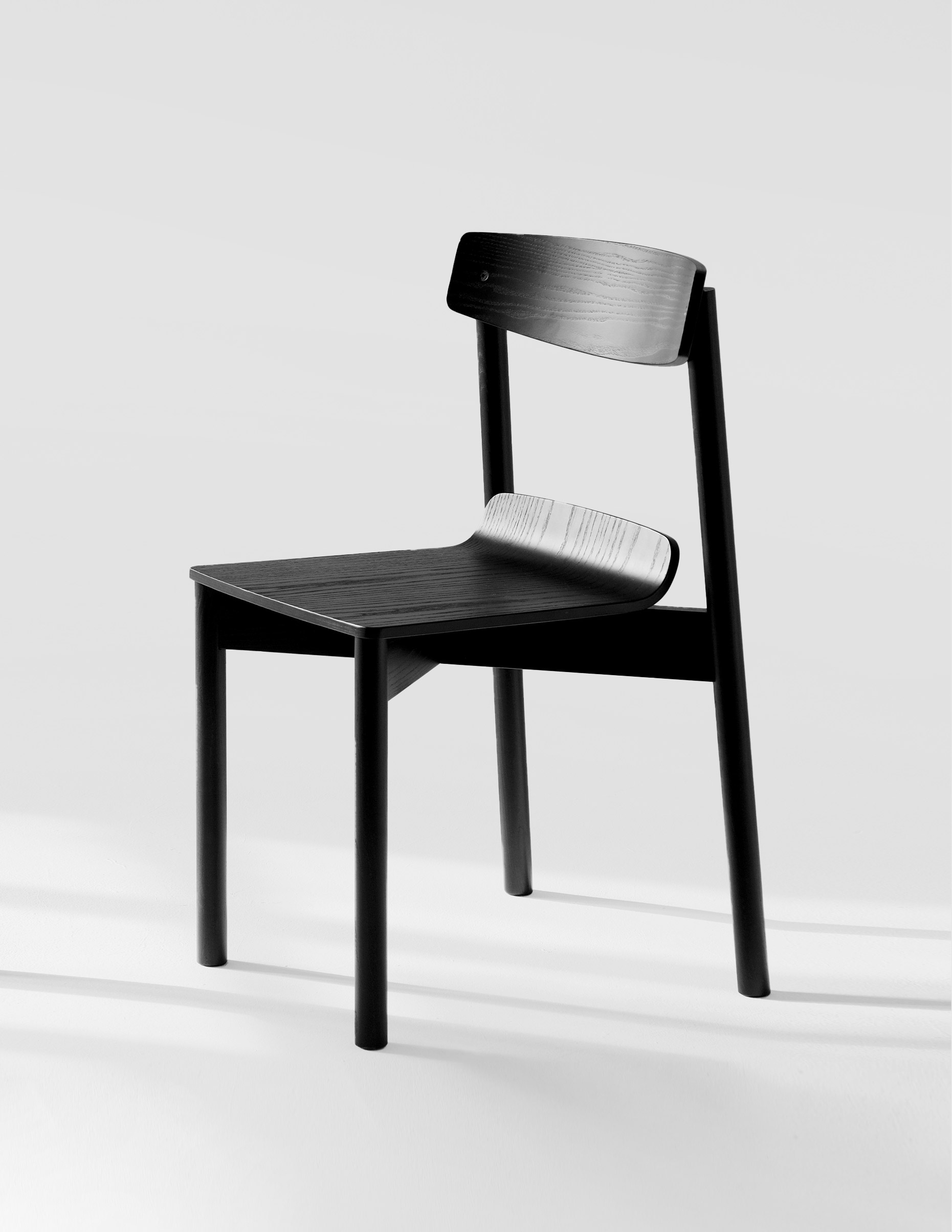 Black minimalist Chair Wox