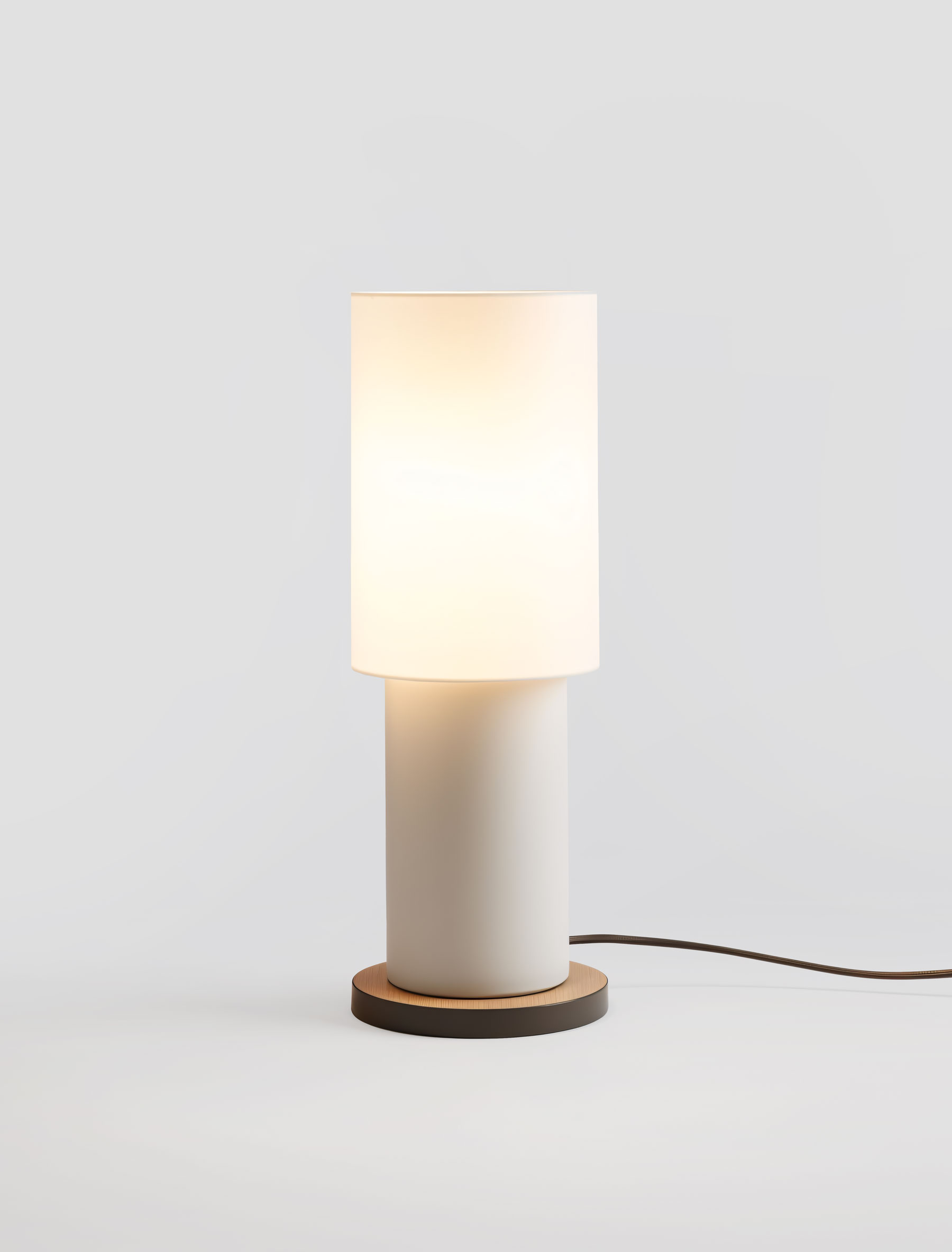 White minimalist table lamp | What makes design intuitive and what role do aesthetics play? Aesence