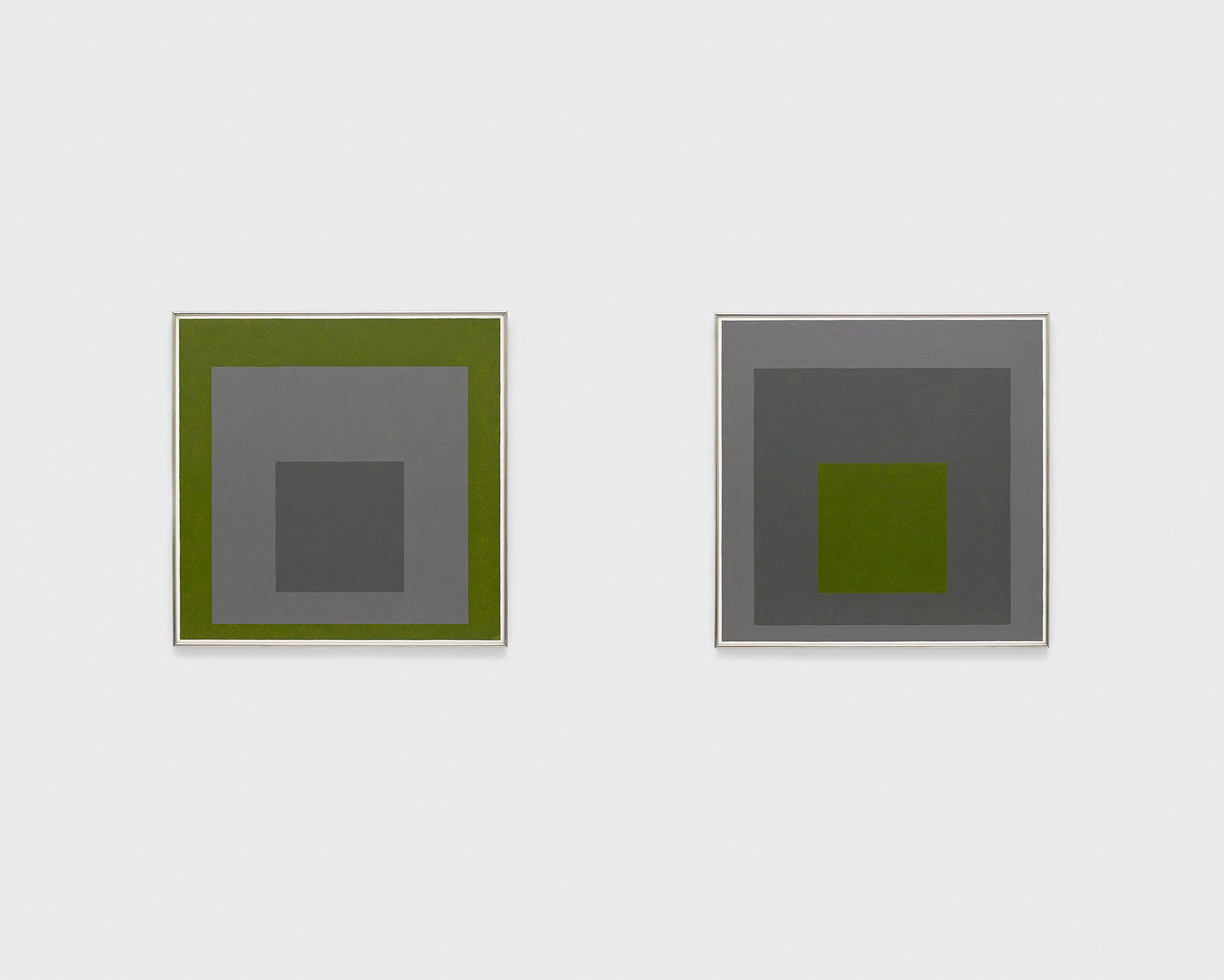 Left: Josef Albers, Study for Homage to the Square, 1968, Oil on masonite, 101.6 x 101.6 cm | Right: Study for Homage to the Square: Starting Anew, 1964, Oil on masonite, 101.6 x 101.6 cm © The Artist, Image Courtesy David Zwirner Gallery
