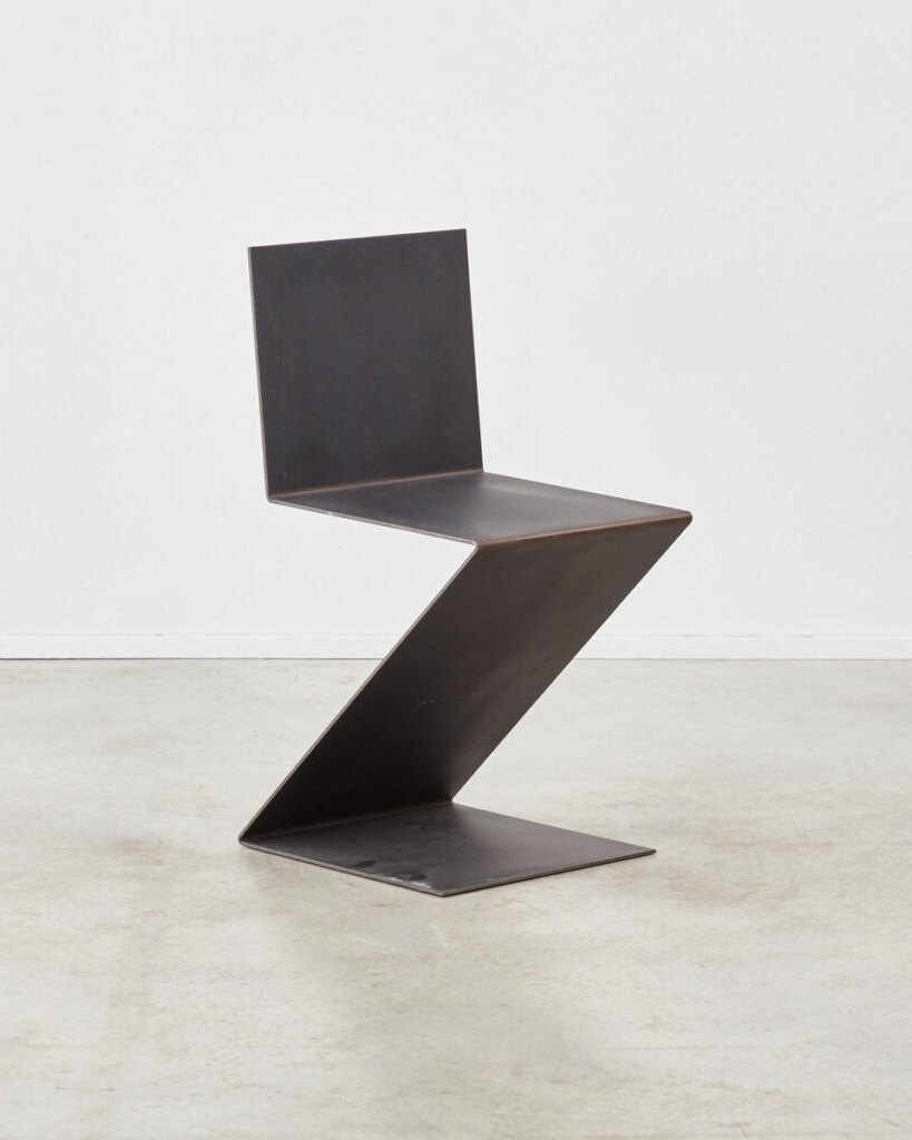Image 1: Zig zag chair in treated steel, Portugal, 20th Century © Image Courtesy Beton Brut Gallery