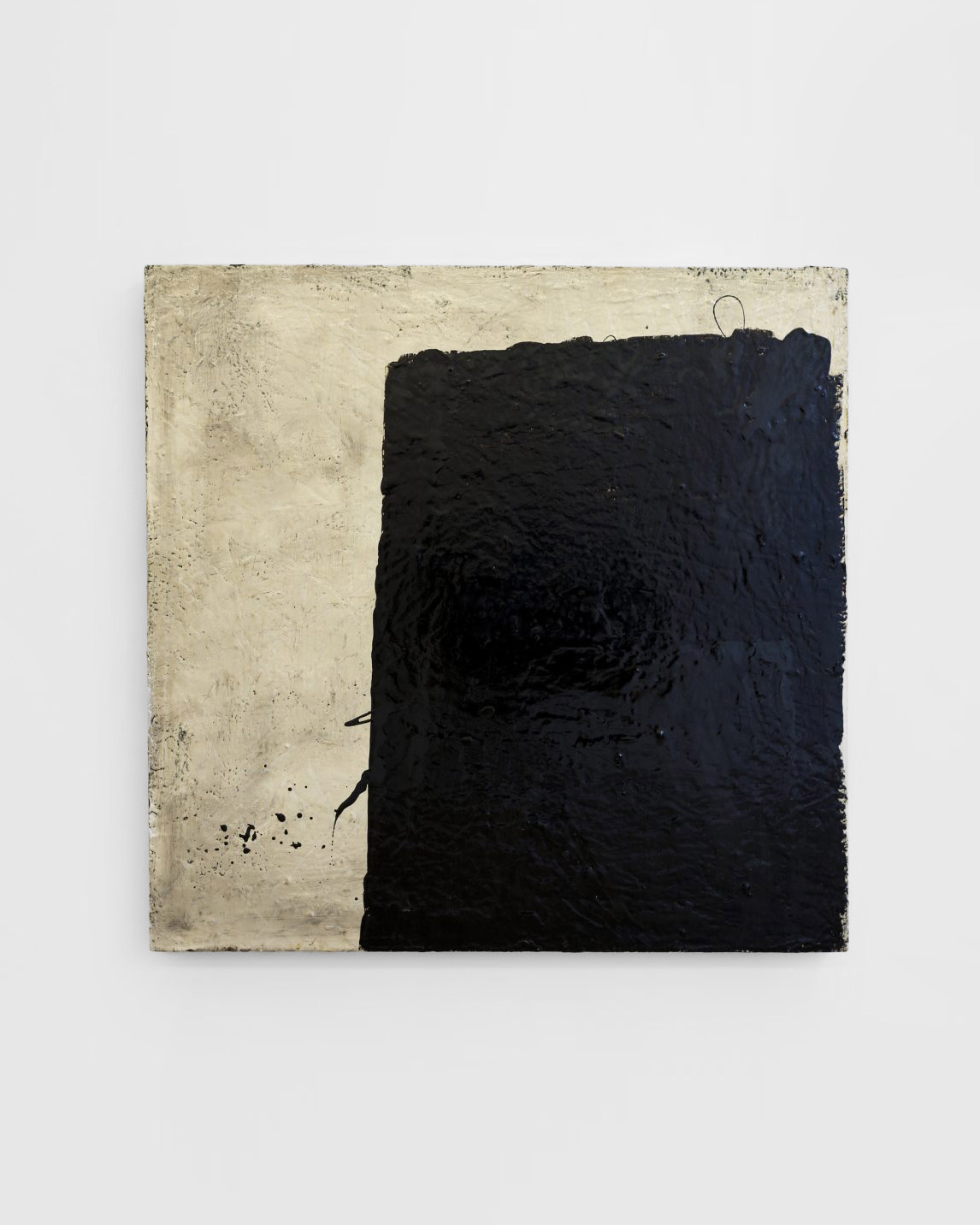 Eleanor Bartlett, Untitled No.56, 2017, Tar, metal paint on canvas, 110 x 112 cm © The Artist, Image Courtesy Tin Type Gallery