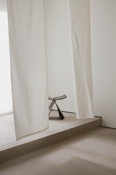 Minimalist Apartment "Casa Ricardo" By Deza Setién, Photography by David Zarzoso