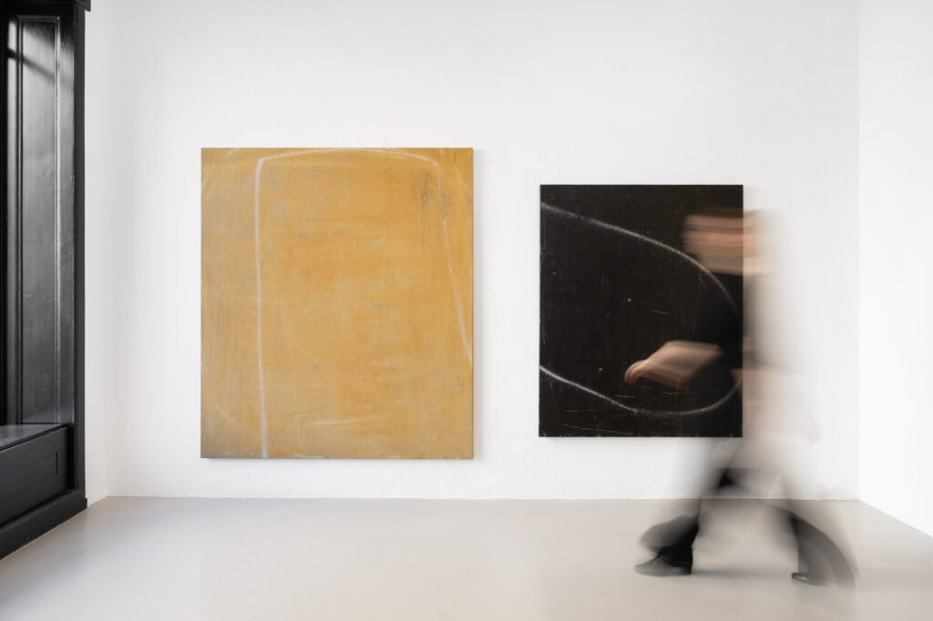 Installation view of Enrich R.’s solo exhibition ‘Abstract Problems’ at Circle Culture Gallery Berlin, 2025. Photography Sarah Dorweiler / Aesence