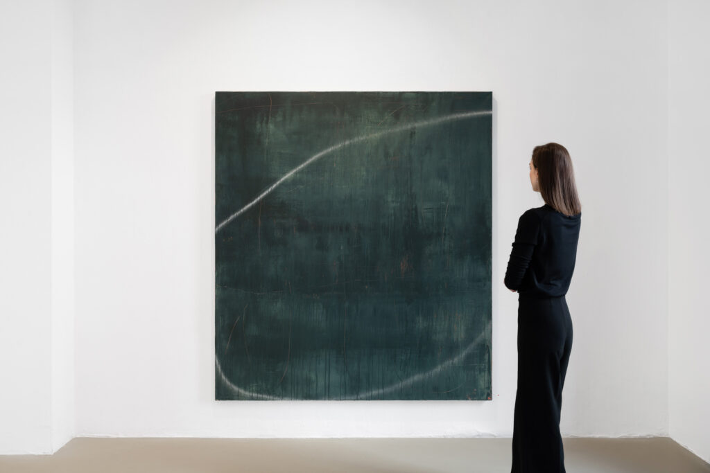 Installation view of Enrich R.’s solo exhibition ‘Abstract Problems’ at Circle Culture Gallery Berlin, 2025. Photography Sarah Dorweiler / Aesence