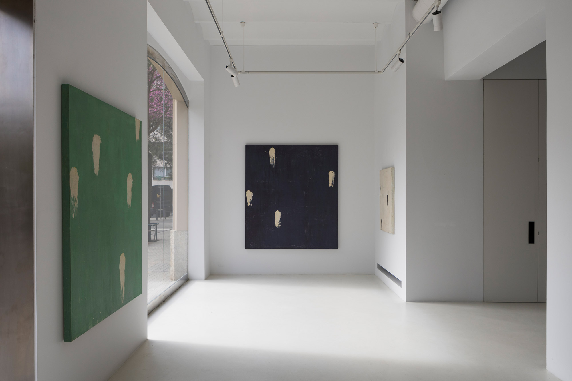 Installation View of "Abstract Poems" by Enrich R. at Alzueta Gallery Turò, April 2025 © The Artist, Image Courtesy Alzueta Gallery