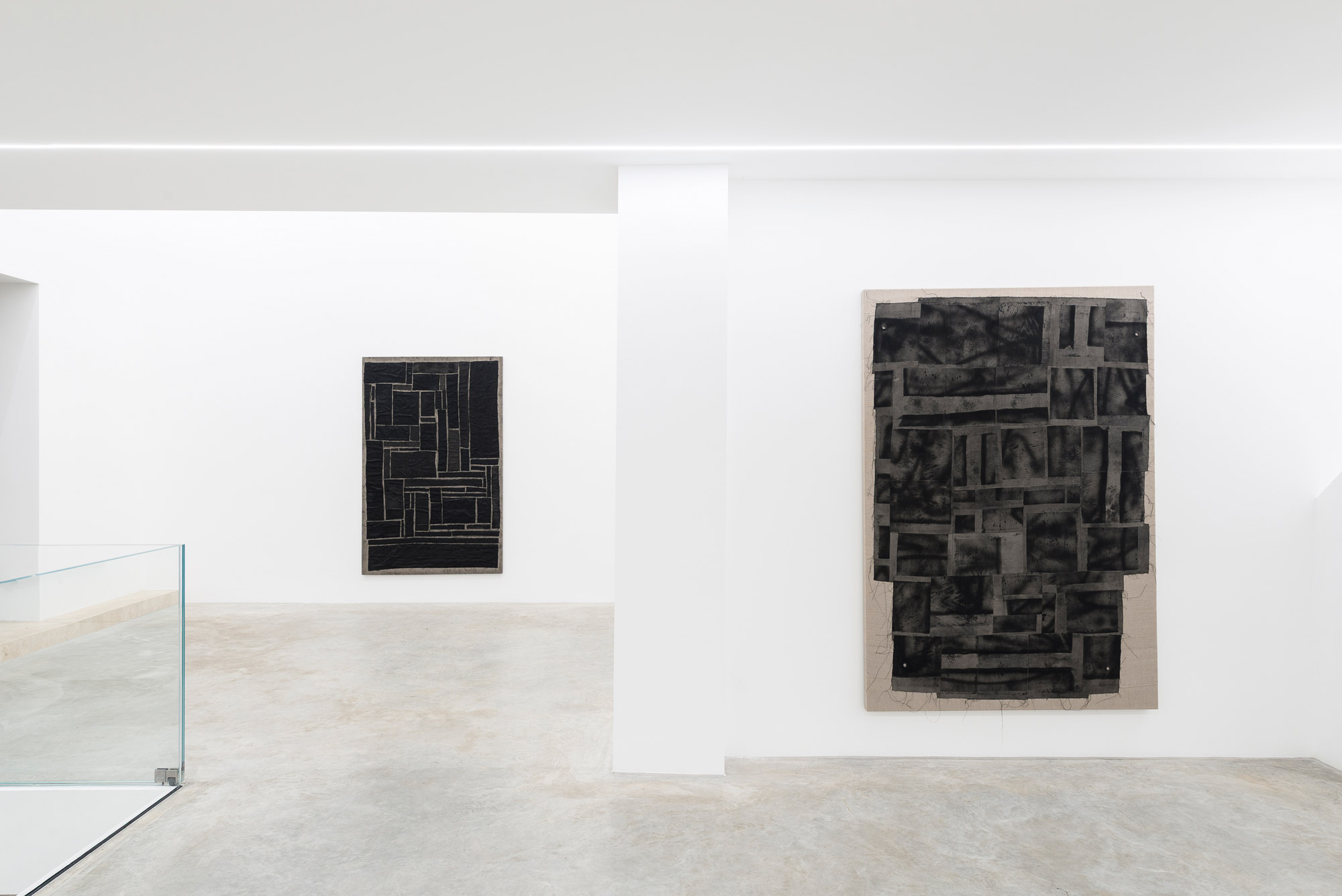 Ship of Theseus | 2025, exhibition view at Galerie Rolando Anselmi © The Artist, Photography by Sebastiano Luciano, Image Courtesy Galerie Ronaldo Anselmi