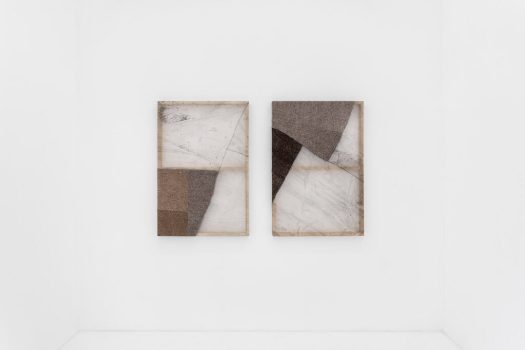 Martha Tuttle, Weight Without Motion, 2018, wool, silk, pigment, 117,8 x 79,3 cm (each) © The Artist, Image Courtesy ECC, Photography by Nicola Morittu