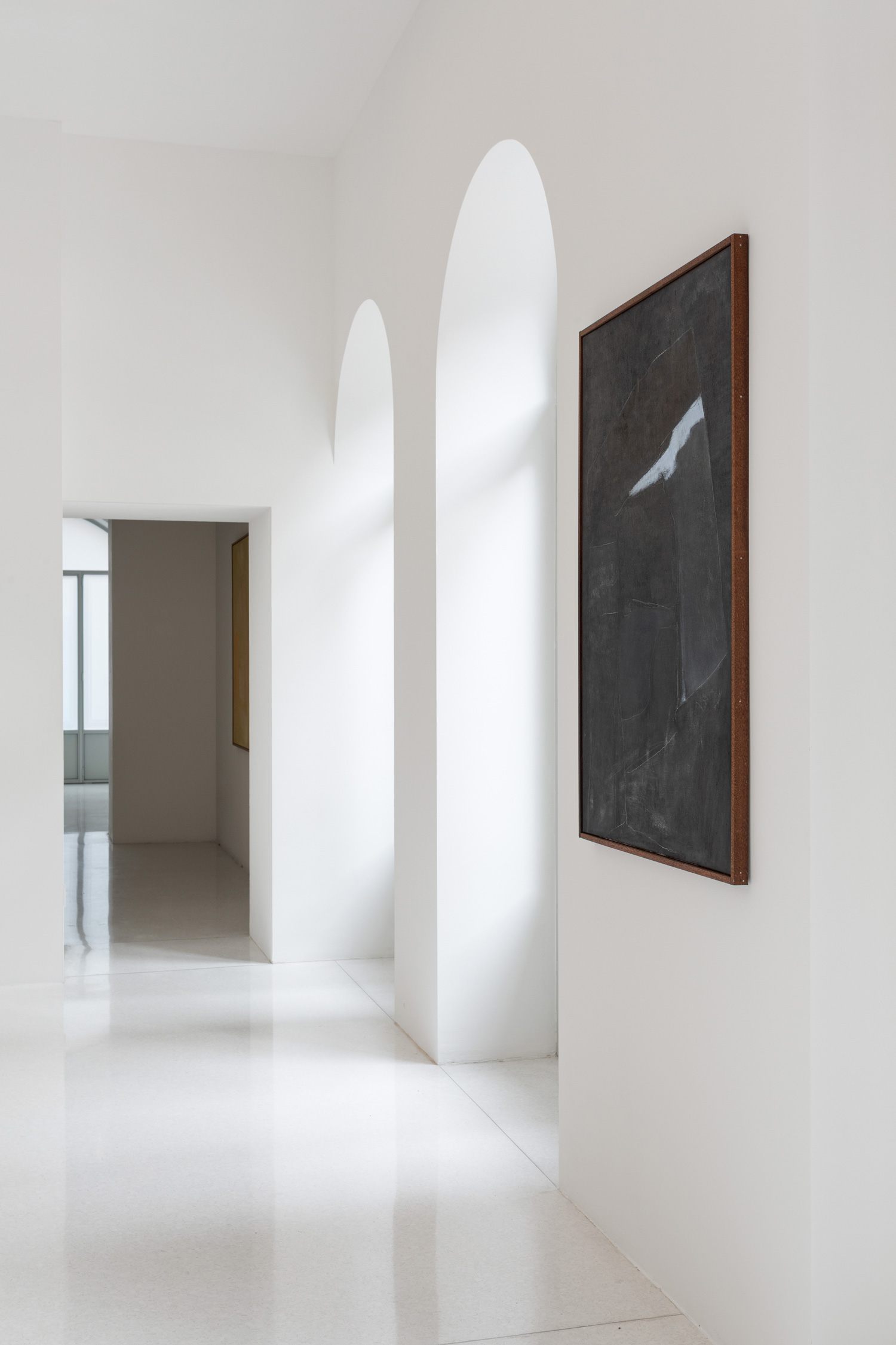 Installation View of Siiri Spronken "Who Hunts the Spring" at Cadogan Milan, 2025 © The Artist, Image Courtesy Cadogan Gallery, Photography by PietraStudio