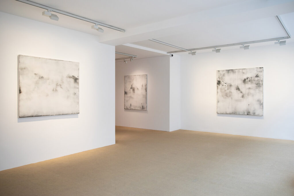 Installation View of 'The Peak' by Hideaki Yamanobe at Galerie Japan Art, Frankfurt, 2025 © The Artist, Image Courtesy Japan Art