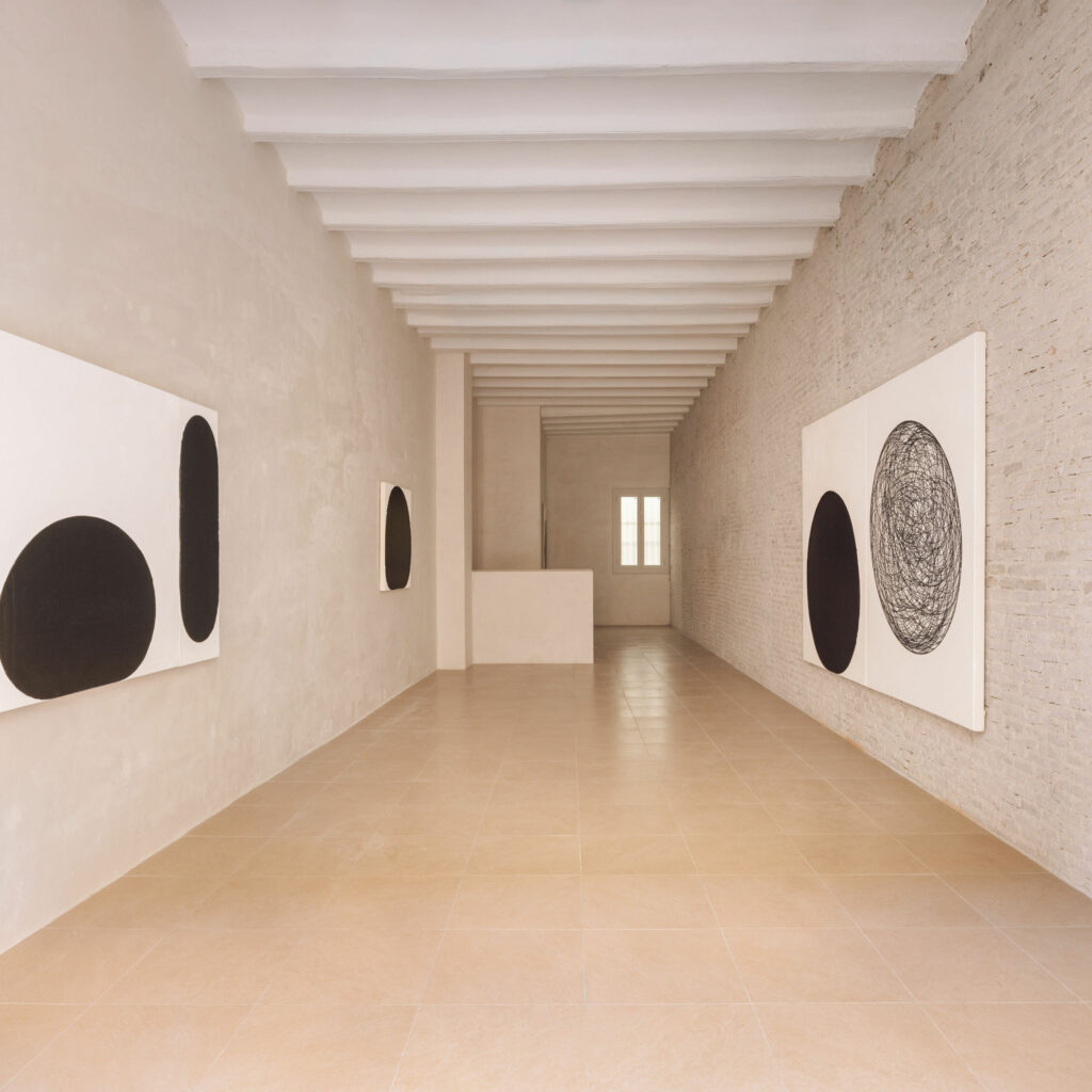 Installation View of Gary Kuehn and Morgan Stokes at Richeldis Fine Art Barcelona, 2025 © The Artists, Image Courtesy Richeldis Fine Art Barcelona