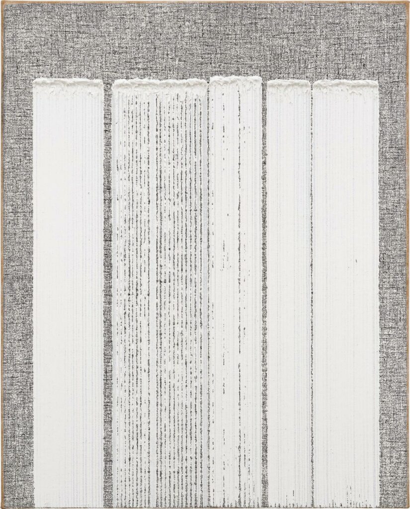 Ha Chong-Hyun, Conjunction 24-82, 2024, Oil on hemp cloth, 162 x 130 cm, 64 x 51 in
© Ha Chong-Hyun, Courtesy of the Artist and Almine Rech, Photo: Eva Herzog