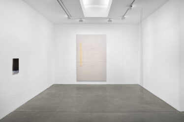 Installation View of 'Phase' with Marieta Chirulescu and Fred Sandback at Galerie Thomas Schulte, Berlin, 2026 © The Artists, Image Courtesy Galerie Thomas Schulte, Photography by Graysc