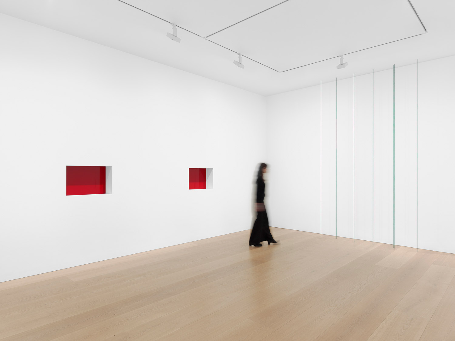 Installation view, Flavin, Judd, McCracken, Ryman, Sandback, David Zwirner, London, 25 March–22 May 2026, Courtesy David Zwirner, Photo by Anna Arca